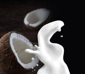 coconut-milk-1623611_640