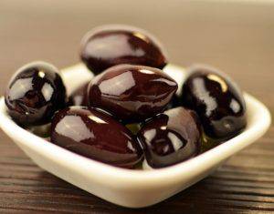 olives-1800313_640